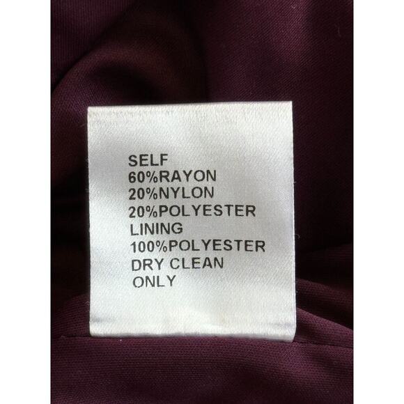 Tadashi Shoji Embroidered Illusion Yoke Lace Sheath Dress Blackberry Size‎ 2 - Picture 8 of 8